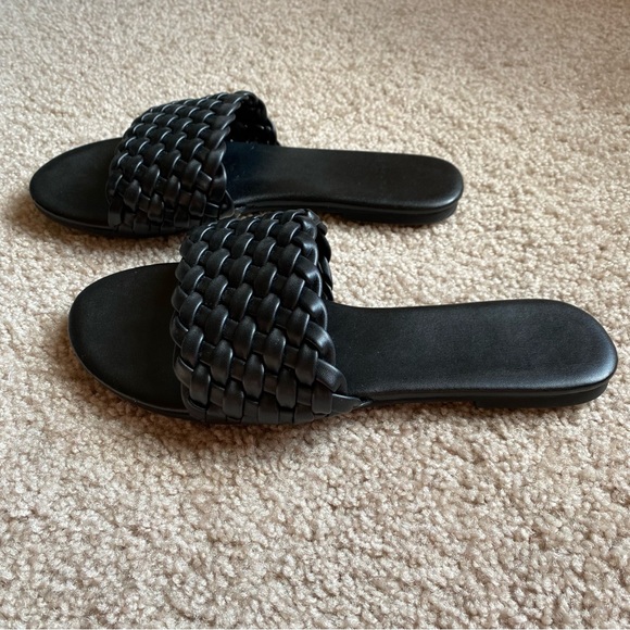 Mtzyoa Braided Leather Sandals - Picture 2 of 5